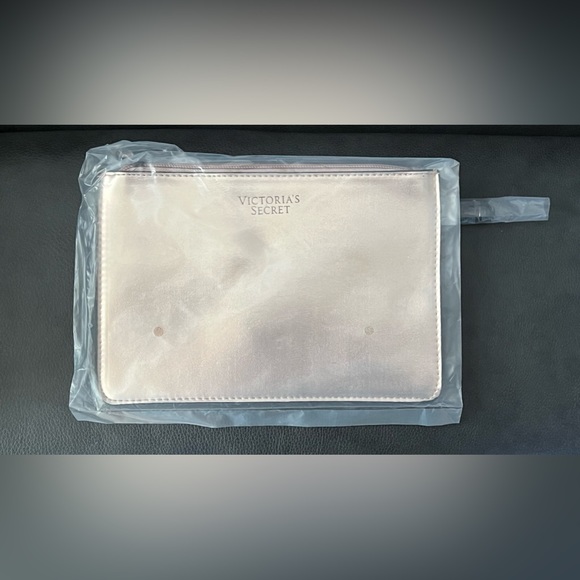 Victoria’s Secret Pink Foil-Look Wristlet/Make-Up Bag - Picture 3 of 8